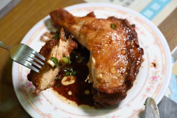 兴华茶餐厅｜柴湾超过40年的街坊茶记必试$29驰名葱油生炸鸡髀